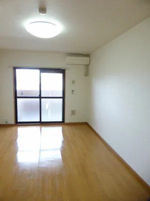 伏石駅（香川県）のマンスリーマンション・ウィークリーマンション「セントレア 202・洋室(No.1307407)」メイン画像