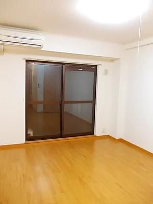 のマンスリーマンション・ウィークリーマンション「マーベラスＳＡＧＡＷＡ 104・洋室(No.1307442)」メイン画像