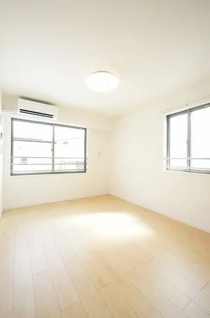 のマンスリーマンション・ウィークリーマンション「フォローグ　バーン　Ⅲ 205・洋室(No.1307510)」メイン画像