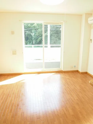 のマンスリーマンション・ウィークリーマンション「メゾン　アンソレイエＳ 205・洋室(No.1307696)」メイン画像