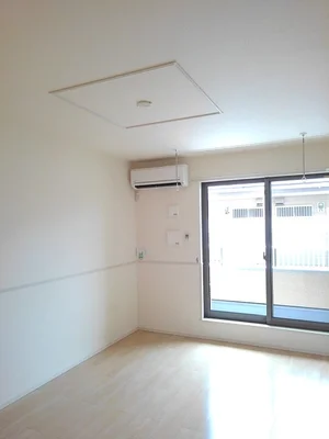 のマンスリーマンション・ウィークリーマンション「メゾン　デュ　ベル　アルブル 102・洋室(No.1307747)」メイン画像