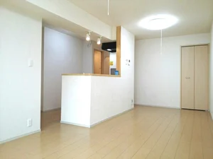 のマンスリーマンション・ウィークリーマンション「ピュア　ウエスト 107・洋室(No.1307787)」メイン画像