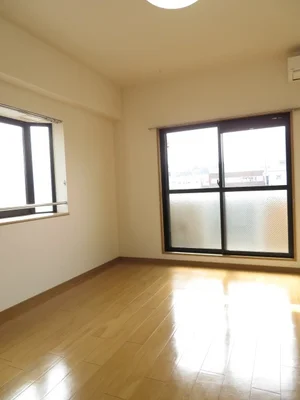 のマンスリーマンション・ウィークリーマンション「プリムローズ麻里布 301・洋室(No.1307861)」メイン画像