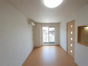 平田町駅（三重県）のマンスリーマンション・ウィークリーマンション「サジテリアス山中 105・洋室(No.1307975)」メイン画像