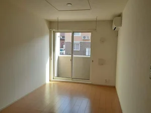 のマンスリーマンション・ウィークリーマンション「ルーナフィオーレⅡ 103・洋室(No.1308108)」メイン画像