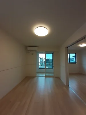 のマンスリーマンション・ウィークリーマンション「ラグジー　Ａ 201・洋室(No.1308121)」メイン画像