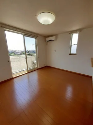 のマンスリーマンション・ウィークリーマンション「シャルマンプラースⅠ 203・洋室(No.1308145)」メイン画像