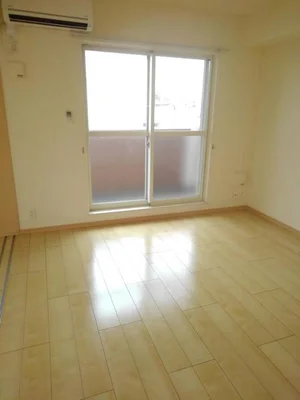 のマンスリーマンション・ウィークリーマンション「ラベリーズ・アン　ジェ 201・洋室(No.1308181)」メイン画像