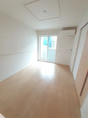 のマンスリーマンション・ウィークリーマンション「レーヴ　ルフレ 104・洋室(No.1308185)」メイン画像