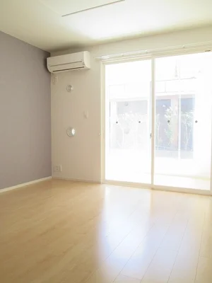 のマンスリーマンション・ウィークリーマンション「カルム・メゾン 102・洋室(No.1308225)」メイン画像