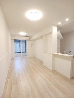 のマンスリーマンション・ウィークリーマンション「スピアＢ 202・洋室(No.1308305)」メイン画像