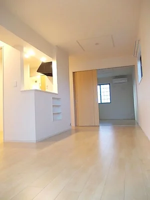 のマンスリーマンション・ウィークリーマンション「ウェスト　アドバンス　Ｂ 103・洋室(No.1308616)」メイン画像