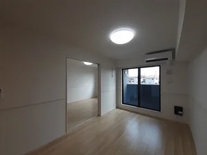 のマンスリーマンション・ウィークリーマンション「ミルト・フィーレ 202・洋室(No.1308729)」メイン画像