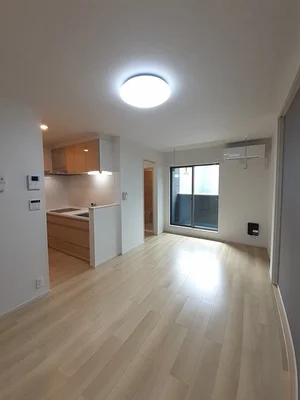 のマンスリーマンション・ウィークリーマンション「ペルル・ジェモー 202・洋室(No.1308730)」メイン画像