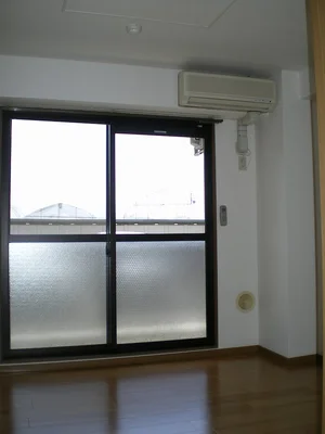 のマンスリーマンション・ウィークリーマンション「エクセレントスクェア２１ 103・洋室(No.1308802)」メイン画像