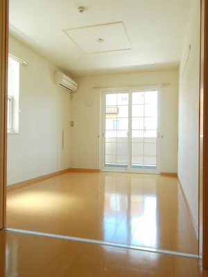 のマンスリーマンション・ウィークリーマンション「ラウレアガーデン 103・洋室(No.1308820)」メイン画像