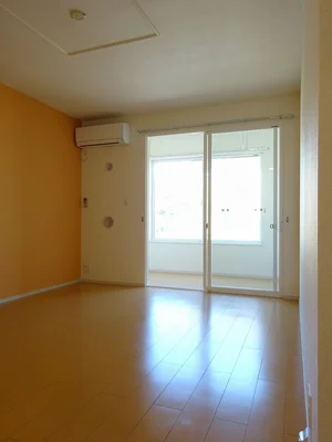 のマンスリーマンション・ウィークリーマンション「プリムローズ　Ａ 102・洋室(No.1308829)」メイン画像