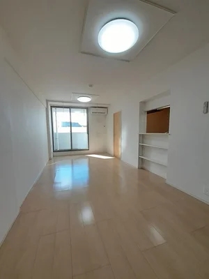 のマンスリーマンション・ウィークリーマンション「オネスティ 303・洋室(No.1308846)」メイン画像