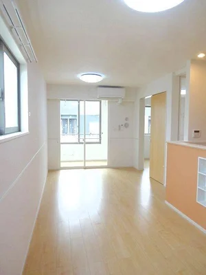 長野県のマンスリーマンション・ウィークリーマンション「ベル　フォレ１２．Ａ 101・洋室(No.1308855)」メイン画像