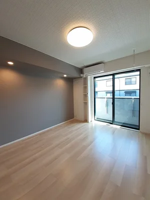 のマンスリーマンション・ウィークリーマンション「アガパンサス　Ⅱ 103・洋室(No.1308863)」メイン画像