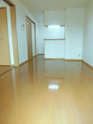 のマンスリーマンション・ウィークリーマンション「Ｒｉｖｅｒ　ｓｉｄｅ　Ｂｅｌｌ 202・洋室(No.1308875)」メイン画像