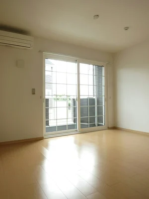 のマンスリーマンション・ウィークリーマンション「エスペランサⅡ 102・洋室(No.1308877)」メイン画像