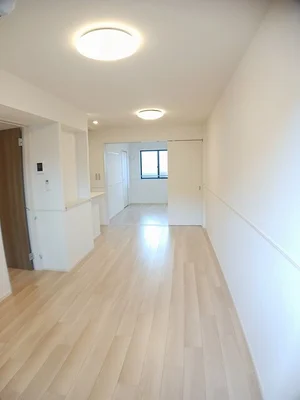 のマンスリーマンション・ウィークリーマンション「プロムナード片西 203・洋室(No.1308907)」メイン画像