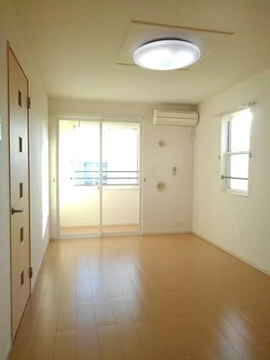 のマンスリーマンション・ウィークリーマンション「アン　ディマンシェ　Ｄ 204・洋室(No.1308950)」メイン画像