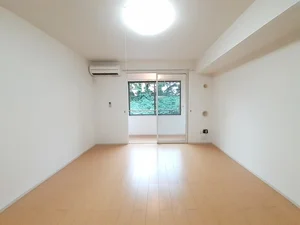 のマンスリーマンション・ウィークリーマンション「アプローズ・ムーン 102・洋室(No.1308955)」メイン画像