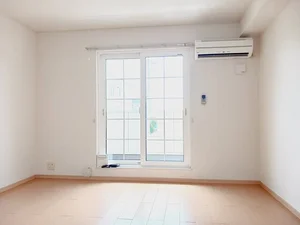 のマンスリーマンション・ウィークリーマンション「カーサ　ポポラーレ 201・洋室(No.1309013)」メイン画像