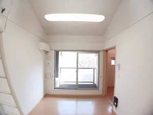 のマンスリーマンション・ウィークリーマンション「サンハウス 202・洋室(No.1309063)」メイン画像