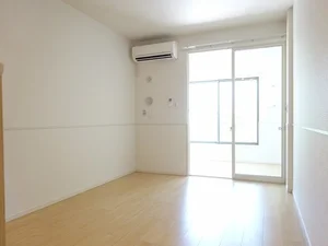 三重県のマンスリーマンション・ウィークリーマンション「スプリングフィールド　Ⅲ 103・洋室(No.1309071)」メイン画像