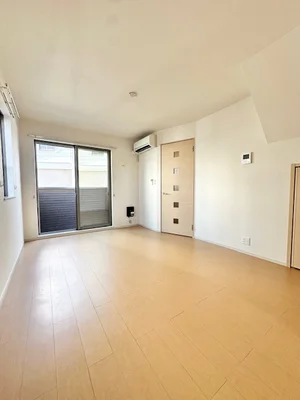 のマンスリーマンション・ウィークリーマンション「ユーアイ・ハイツ池田Ⅱ 105・洋室(No.1309183)」メイン画像