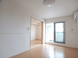 のマンスリーマンション・ウィークリーマンション「ミーハイツ 302・洋室(No.1309185)」メイン画像