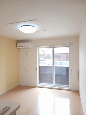 のマンスリーマンション・ウィークリーマンション「プリエール　Ⅰ 102・洋室(No.1309211)」メイン画像