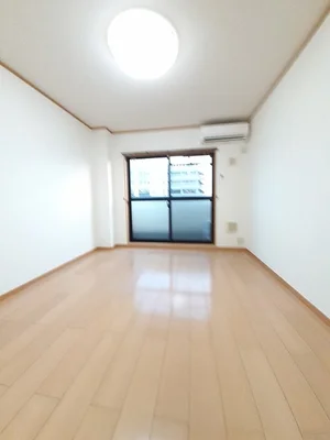 のマンスリーマンション・ウィークリーマンション「フォンテーヌ東津田 401・洋室(No.1309263)」メイン画像