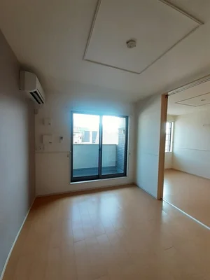 のマンスリーマンション・ウィークリーマンション「モダンハウス南方 203・洋室(No.1309276)」メイン画像