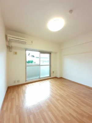 のマンスリーマンション・ウィークリーマンション「ル・レーヴ 102・洋室(No.1309290)」メイン画像