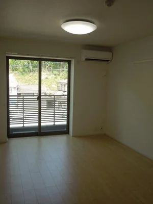 のマンスリーマンション・ウィークリーマンション「ポートサイド・ベル 304・洋室(No.1309307)」メイン画像