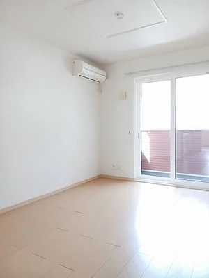 のマンスリーマンション・ウィークリーマンション「シャロットⅡ番館 102・洋室(No.1309322)」メイン画像