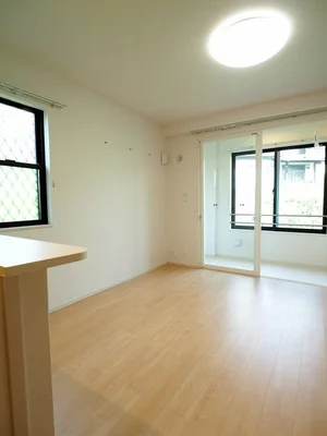 光駅（山口県）のマンスリーマンション・ウィークリーマンション「コモド　ガーデン 101・洋室(No.1309333)」メイン画像