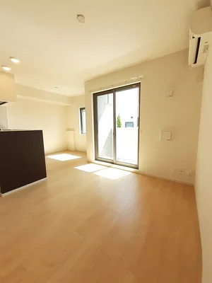 のマンスリーマンション・ウィークリーマンション「ＰｒｉｍａｖｅｒａⅡ 102・洋室(No.1309334)」メイン画像