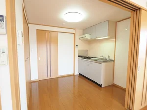 東筑紫短期大学周辺のマンスリーマンション・ウィークリーマンション「アーバンフォレスト片野 501・洋室(No.1309548)」メイン画像