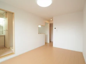 東筑紫短期大学周辺のマンスリーマンション・ウィークリーマンション「ハーモニーガーデン小文字Ⅰ 205・洋室(No.1309566)」メイン画像