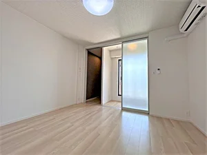 のマンスリーマンション・ウィークリーマンション「ウィンズ・ウエスト　Ⅰ 105・洋室(No.1309606)」メイン画像