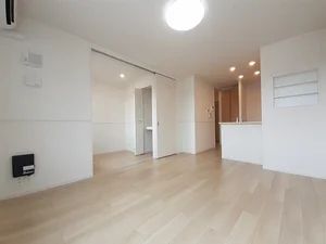 のマンスリーマンション・ウィークリーマンション「メゾン　ドゥ　ヴィクトワールⅢ 203・洋室(No.1309672)」メイン画像