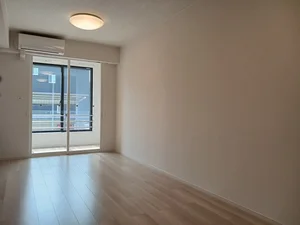 のマンスリーマンション・ウィークリーマンション「ミライズホーム多門寺　ＥＡＳＴ 102・洋室(No.1309772)」メイン画像