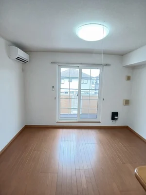 のマンスリーマンション・ウィークリーマンション「カルム　カーサⅡ 201・洋室(No.1309830)」メイン画像