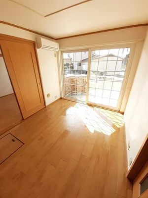 のマンスリーマンション・ウィークリーマンション「ヴァルムベルク 102・洋室(No.1309860)」メイン画像