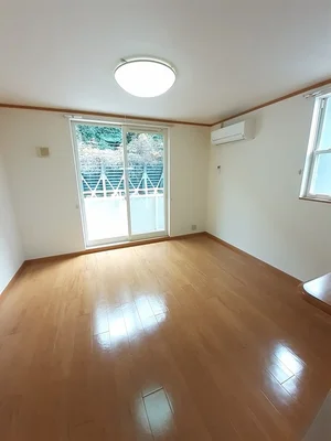 のマンスリーマンション・ウィークリーマンション「プリムローズ 203・洋室(No.1309863)」メイン画像